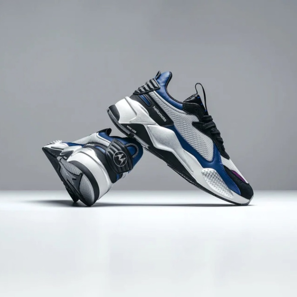 Men’s exclusive puma/hello moto collaboration sneaker